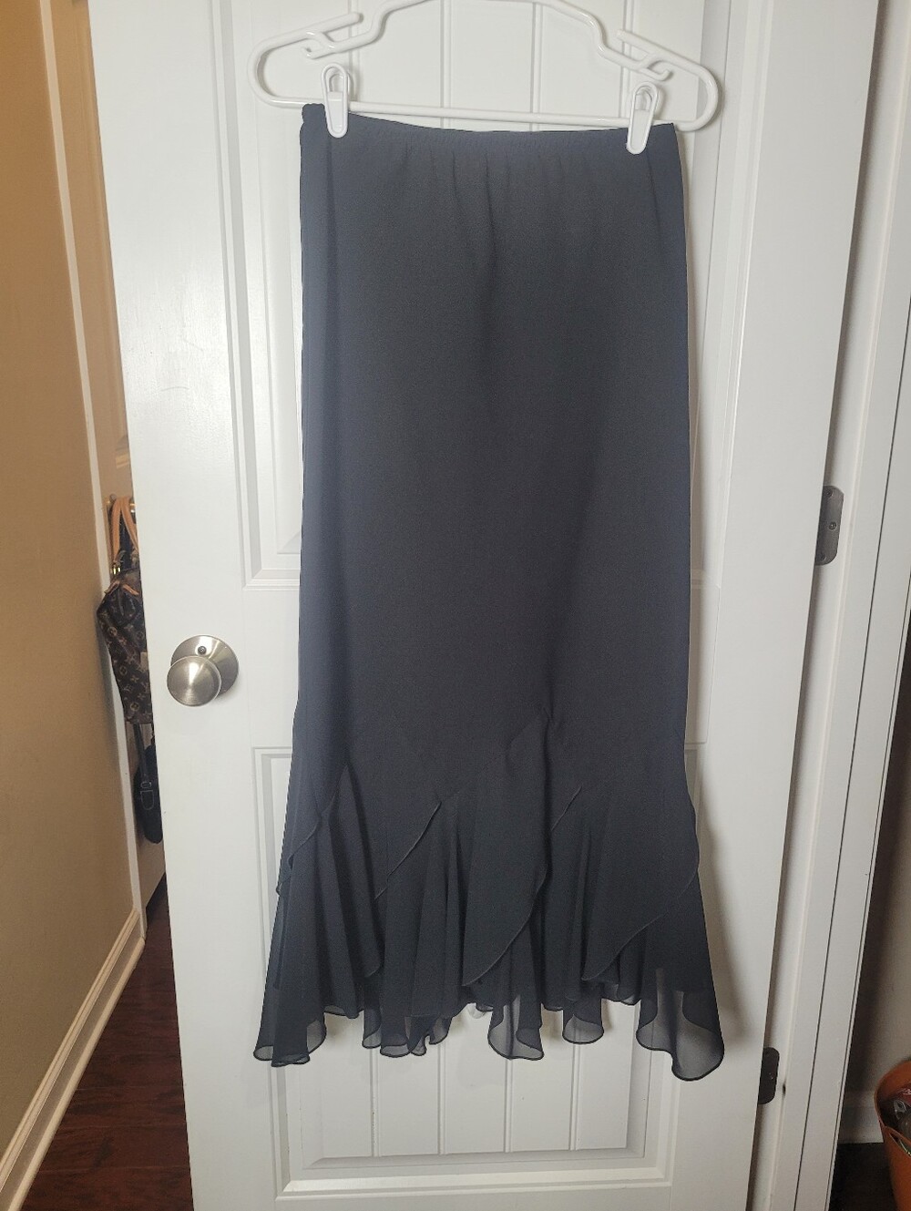 Vintage Elegant Whimsigoth Black Chiffon Ruffle-Hem Maxi Skirt. Size 10